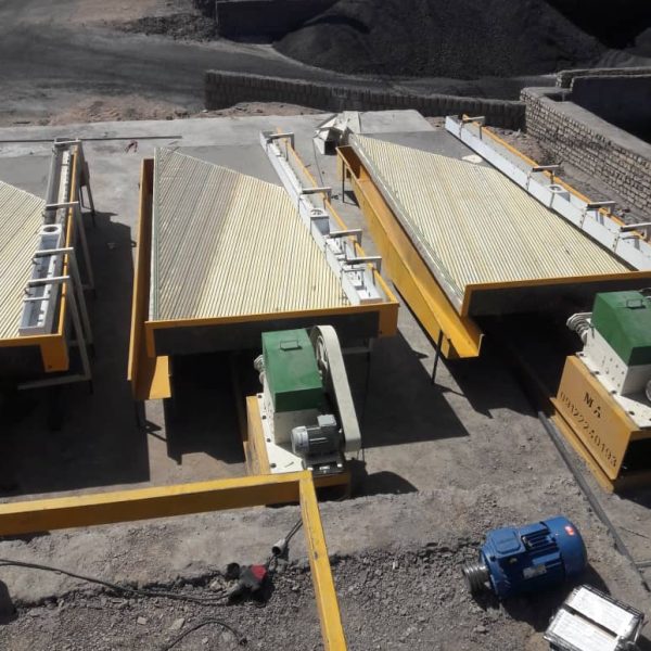 درباره ما 27 میز لرزان | شرکت قطعه سازان پرگاس