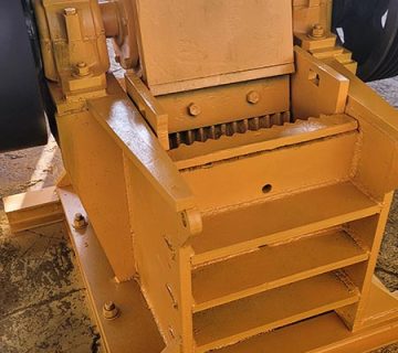 فروش-انواع-سنگ-شکن-و-فک-با-قیمت-مناسب-پرگاس