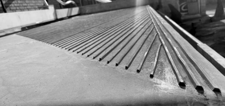 میز لرزان | شرکت قطعه سازان پرگاس